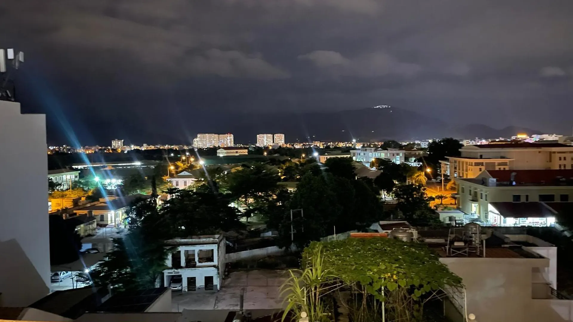 Laholm Hotel - Apartment Nha Trang
